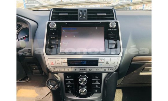 Acheter Import Voiture Toyota Prado Marron à Import - Dubai, Iles Acheter Import Voiture Toyota Prado Marron à Import - Dubai, Iles