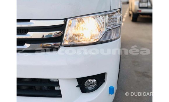 Buy Import Foton Forland White Truck in Import - Dubai in Iles Buy Import Foton Forland White Truck in Import - Dubai in Iles