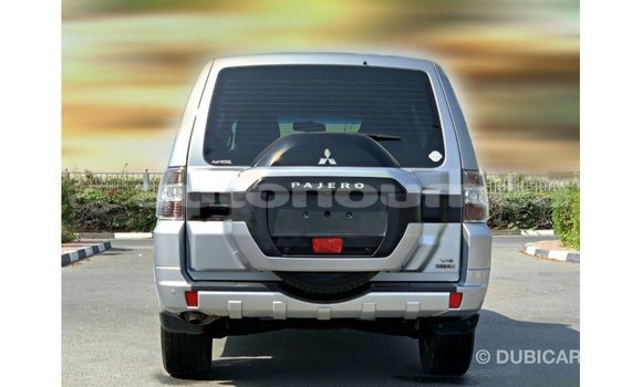 Buy Import Mitsubishi Pajero Other Car in Import - Dubai in Iles Buy Import Mitsubishi Pajero Other Car in Import - Dubai in Iles