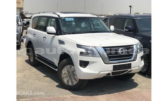 Acheter Import Voiture Nissan Patrol Blanc à Import - Dubai, Iles Acheter Import Voiture Nissan Patrol Blanc à Import - Dubai, Iles