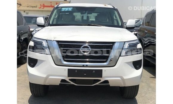 Acheter Import Voiture Nissan Patrol Blanc à Import - Dubai, Iles Acheter Import Voiture Nissan Patrol Blanc à Import - Dubai, Iles