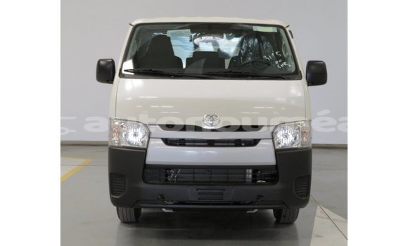 Buy Import Toyota Hiace White Car in Import - Dubai in Iles Buy Import Toyota Hiace White Car in Import - Dubai in Iles