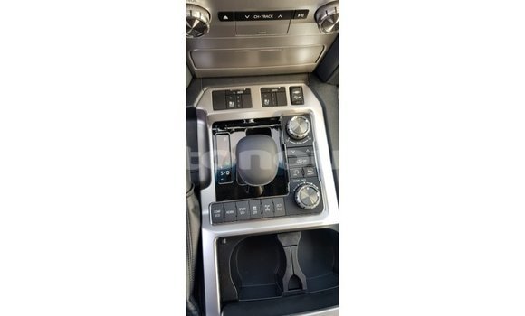 Acheter Import Voiture Toyota Land Cruiser Noir à Import - Dubai, Iles Acheter Import Voiture Toyota Land Cruiser Noir à Import - Dubai, Iles