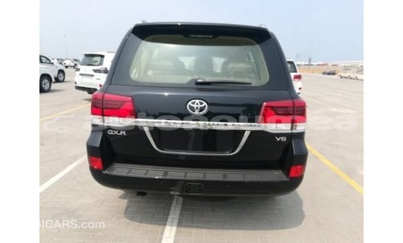 Acheter Import Voiture Toyota Land Cruiser Noir à Import - Dubai, Iles Acheter Import Voiture Toyota Land Cruiser Noir à Import - Dubai, Iles