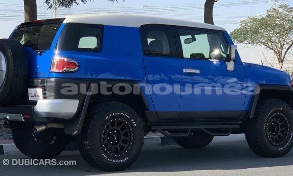 Buy Import Toyota FJ Cruiser Blue Car in Import - Dubai in Iles Buy Import Toyota FJ Cruiser Blue Car in Import - Dubai in Iles