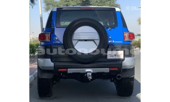 Buy Import Toyota FJ Cruiser Blue Car in Import - Dubai in Iles Buy Import Toyota FJ Cruiser Blue Car in Import - Dubai in Iles