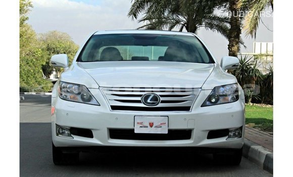 Buy Import Lexus LS White Car in Import - Dubai in Iles Buy Import Lexus LS White Car in Import - Dubai in Iles