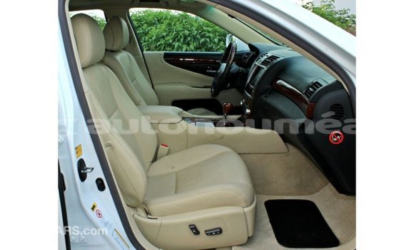 Buy Import Lexus LS White Car in Import - Dubai in Iles Buy Import Lexus LS White Car in Import - Dubai in Iles