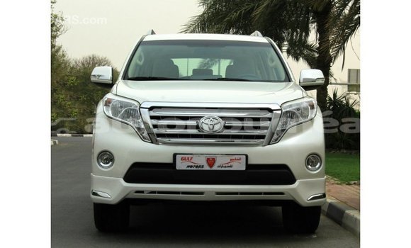 Buy Import Toyota Prado White Car in Import - Dubai in Iles Buy Import Toyota Prado White Car in Import - Dubai in Iles
