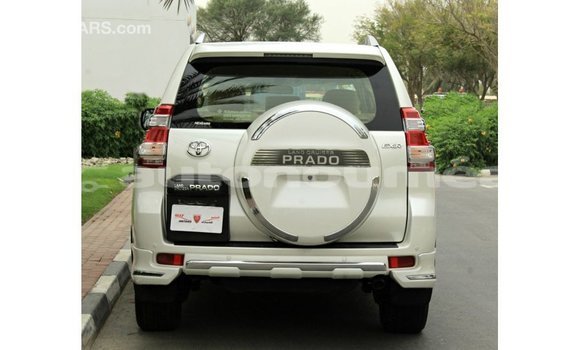 Buy Import Toyota Prado White Car in Import - Dubai in Iles Buy Import Toyota Prado White Car in Import - Dubai in Iles