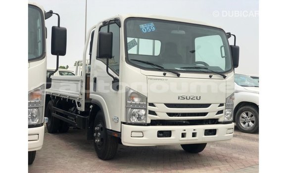 Buy Import Isuzu Rodeo White Car in Import - Dubai in Iles Buy Import Isuzu Rodeo White Car in Import - Dubai in Iles