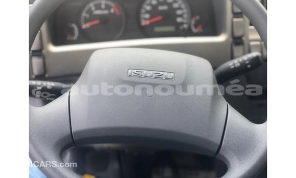 Buy Import Isuzu Rodeo White Car in Import - Dubai in Iles Buy Import Isuzu Rodeo White Car in Import - Dubai in Iles