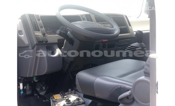 Buy Import Isuzu Rodeo White Car in Import - Dubai in Iles Buy Import Isuzu Rodeo White Car in Import - Dubai in Iles
