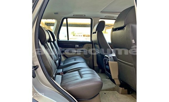 Buy Import Land Rover Range Rover Other Car in Import - Dubai in Iles Buy Import Land Rover Range Rover Other Car in Import - Dubai in Iles