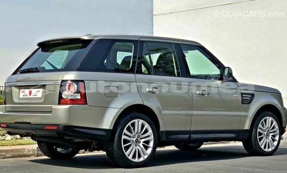 Buy Import Land Rover Range Rover Other Car in Import - Dubai in Iles Buy Import Land Rover Range Rover Other Car in Import - Dubai in Iles