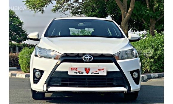 Buy Import Toyota Yaris White Car in Import - Dubai in Iles Buy Import Toyota Yaris White Car in Import - Dubai in Iles