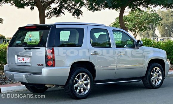 Buy Import GMC Yukon Other Car in Import - Dubai in Iles Buy Import GMC Yukon Other Car in Import - Dubai in Iles