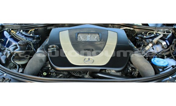 Buy Import Mercedes-Benz 200 Blue Car in Import - Dubai in Iles Buy Import Mercedes-Benz 200 Blue Car in Import - Dubai in Iles