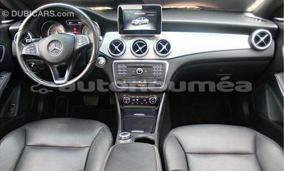Buy Import Mercedes-Benz 250 Red Car in Import - Dubai in Iles Buy Import Mercedes-Benz 250 Red Car in Import - Dubai in Iles