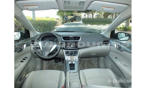 Buy Import Nissan Tiida White Car in Import - Dubai in Iles Buy Import Nissan Tiida White Car in Import - Dubai in Iles