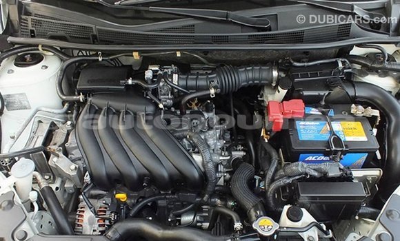 Buy Import Nissan Tiida White Car in Import - Dubai in Iles Buy Import Nissan Tiida White Car in Import - Dubai in Iles