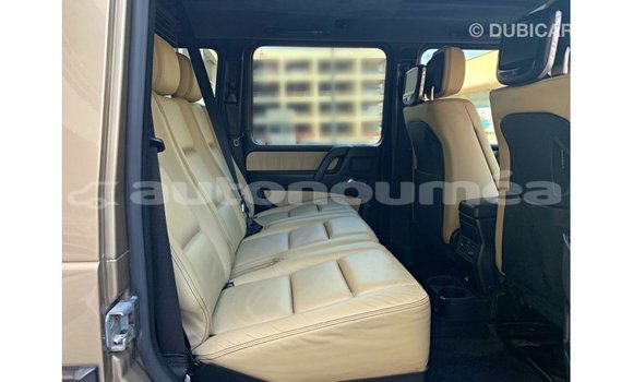 Buy Import Mercedes-Benz 190 Other Car in Import - Dubai in Iles Buy Import Mercedes-Benz 190 Other Car in Import - Dubai in Iles
