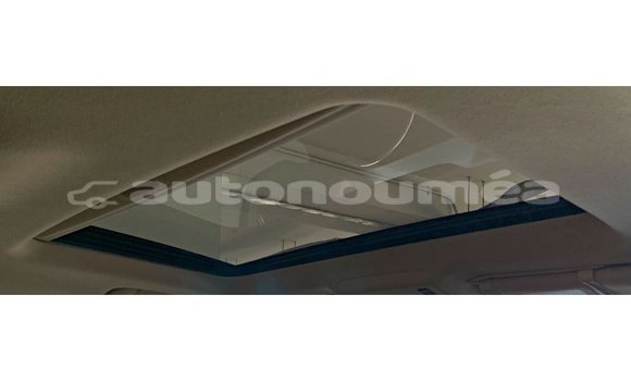 Buy Import Toyota Land Cruiser Other Car in Import - Dubai in Iles Buy Import Toyota Land Cruiser Other Car in Import - Dubai in Iles