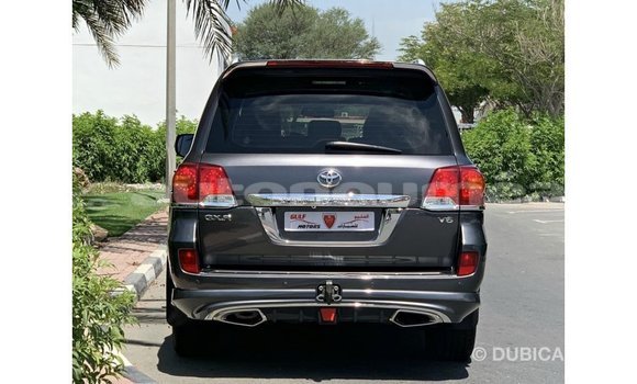 Buy Import Toyota Land Cruiser Other Car in Import - Dubai in Iles Buy Import Toyota Land Cruiser Other Car in Import - Dubai in Iles