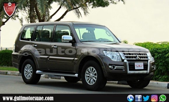 Acheter Import Voiture Mitsubishi Pajero Marron à Import - Dubai, Iles