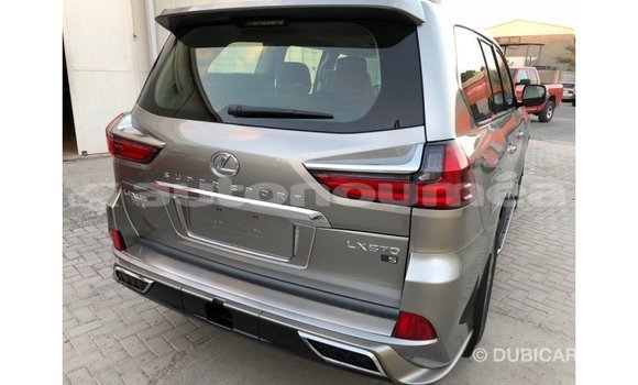 Acheter Import Voiture Lexus LX Autre à Import - Dubai, Iles Acheter Import Voiture Lexus LX Autre à Import - Dubai, Iles