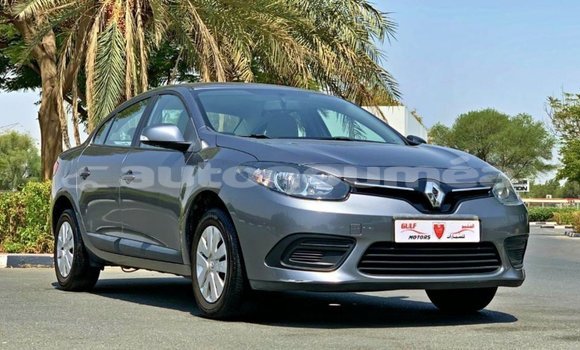 Buy Import Renault Fluence Other Car in Import - Dubai in Iles Buy Import Renault Fluence Other Car in Import - Dubai in Iles