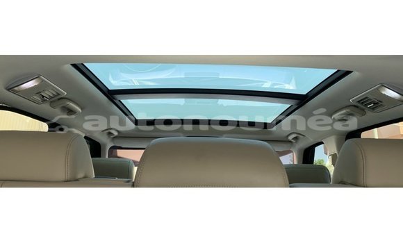 Buy Import Land Rover Range Rover Brown Car in Import - Dubai in Iles Buy Import Land Rover Range Rover Brown Car in Import - Dubai in Iles