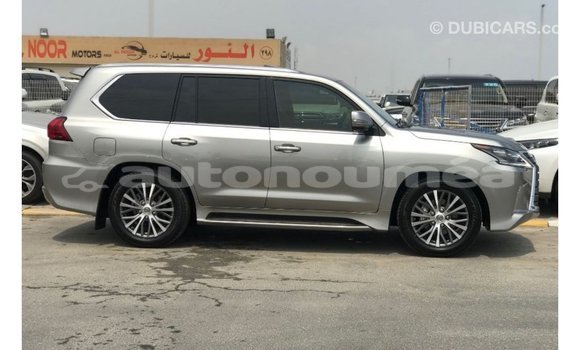 Acheter Import Voiture Lexus LX Autre à Import - Dubai, Iles Acheter Import Voiture Lexus LX Autre à Import - Dubai, Iles