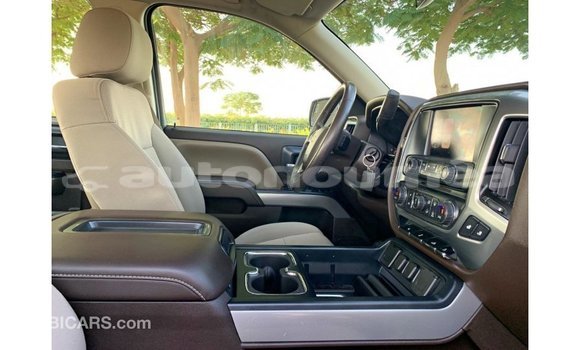 Buy Import Chevrolet Silverado White Car in Import - Dubai in Iles Buy Import Chevrolet Silverado White Car in Import - Dubai in Iles