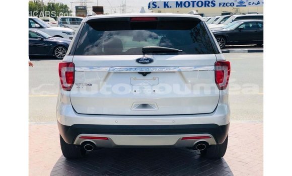 Acheter Import Voiture Ford Explorer Autre à Import - Dubai, Iles Acheter Import Voiture Ford Explorer Autre à Import - Dubai, Iles