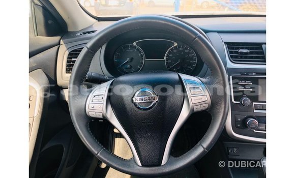 Acheter Import Voiture Nissan Altima Autre à Import - Dubai, Iles Acheter Import Voiture Nissan Altima Autre à Import - Dubai, Iles