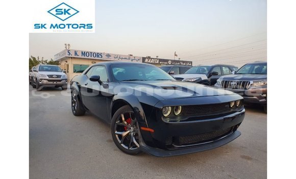 Buy Import Dodge Challenger Black Car in Import - Dubai in Iles Buy Import Dodge Challenger Black Car in Import - Dubai in Iles