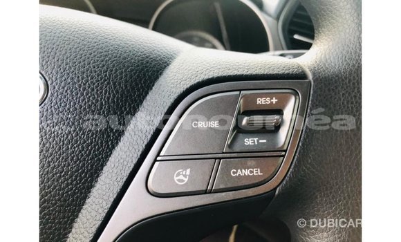 Acheter Import Voiture Hyundai Santa Fe Noir à Import - Dubai, Iles Acheter Import Voiture Hyundai Santa Fe Noir à Import - Dubai, Iles