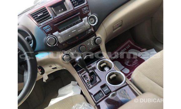 Acheter Import Voiture Toyota Highlander Autre à Import - Dubai, Iles Acheter Import Voiture Toyota Highlander Autre à Import - Dubai, Iles