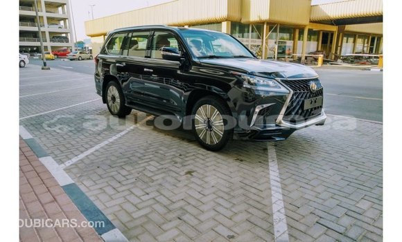 Acheter Import Voiture Lexus LX Noir à Import - Dubai, Iles Acheter Import Voiture Lexus LX Noir à Import - Dubai, Iles