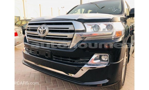 Acheter Import Voiture Toyota Land Cruiser Noir à Import - Dubai, Iles Acheter Import Voiture Toyota Land Cruiser Noir à Import - Dubai, Iles