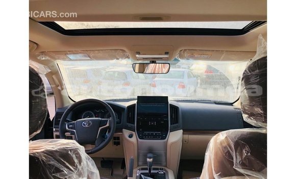 Acheter Import Voiture Toyota Land Cruiser Noir à Import - Dubai, Iles Acheter Import Voiture Toyota Land Cruiser Noir à Import - Dubai, Iles