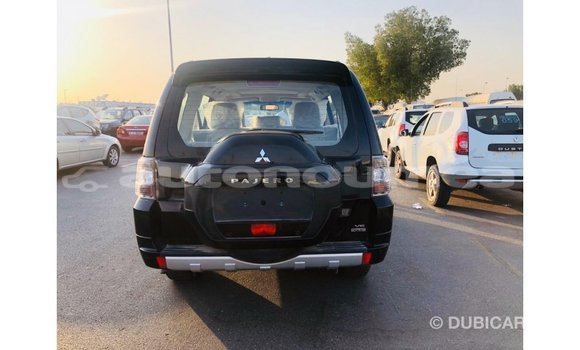 Buy Import Mitsubishi Pajero Black Car in Import - Dubai in Iles Buy Import Mitsubishi Pajero Black Car in Import - Dubai in Iles