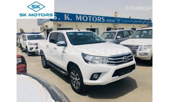 Buy Import Toyota Hilux White Car in Import - Dubai in Iles Buy Import Toyota Hilux White Car in Import - Dubai in Iles