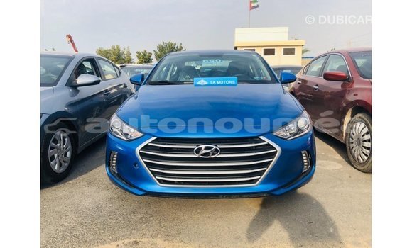 Acheter Import Voiture Hyundai Elantra Bleu à Import - Dubai, Iles Acheter Import Voiture Hyundai Elantra Bleu à Import - Dubai, Iles