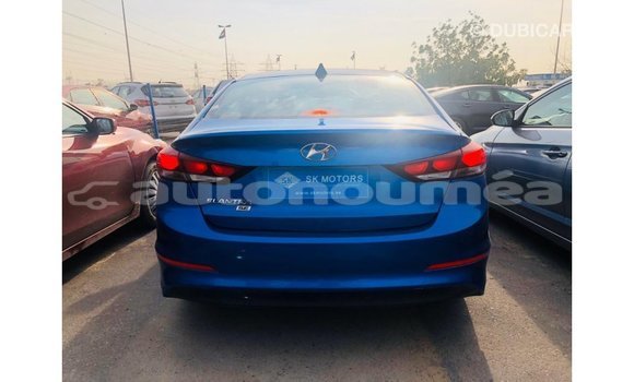 Acheter Import Voiture Hyundai Elantra Bleu à Import - Dubai, Iles Acheter Import Voiture Hyundai Elantra Bleu à Import - Dubai, Iles