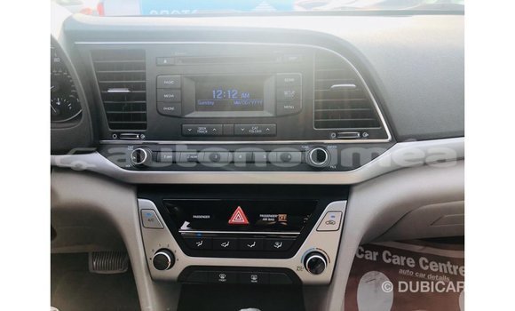 Acheter Import Voiture Hyundai Elantra Bleu à Import - Dubai, Iles Acheter Import Voiture Hyundai Elantra Bleu à Import - Dubai, Iles