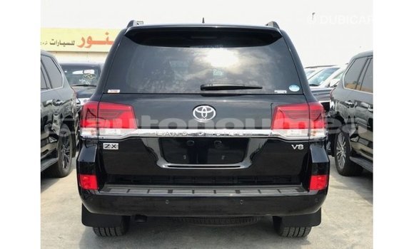 Acheter Import Voiture Toyota Land Cruiser Noir à Import - Dubai, Iles Acheter Import Voiture Toyota Land Cruiser Noir à Import - Dubai, Iles
