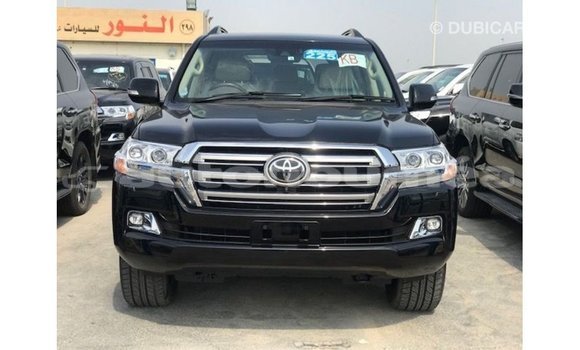 Acheter Import Voiture Toyota Land Cruiser Noir à Import - Dubai, Iles Acheter Import Voiture Toyota Land Cruiser Noir à Import - Dubai, Iles
