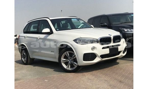 Acheter Import Voiture BMW X5 Blanc à Import - Dubai, Iles Acheter Import Voiture BMW X5 Blanc à Import - Dubai, Iles
